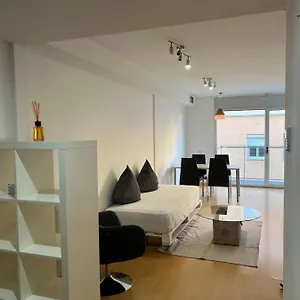 https://barcelona-apartment-sagrada-familia.catalonia-hotels.com